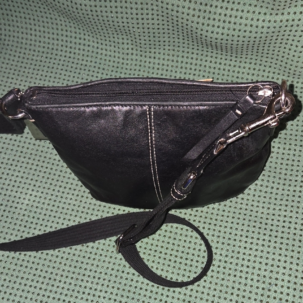 Coach Black Leather Crossbody Bag - Picture 10 of 16